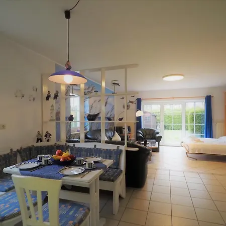 Mensendiek, Anita, App * Zingst